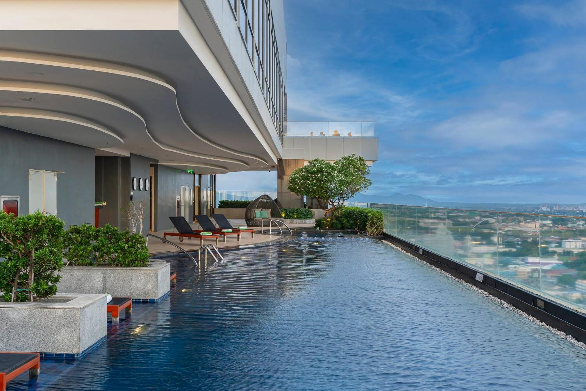 Holiday Inn & Suites Rayong City Centre By Ihg Eksteriør bilde