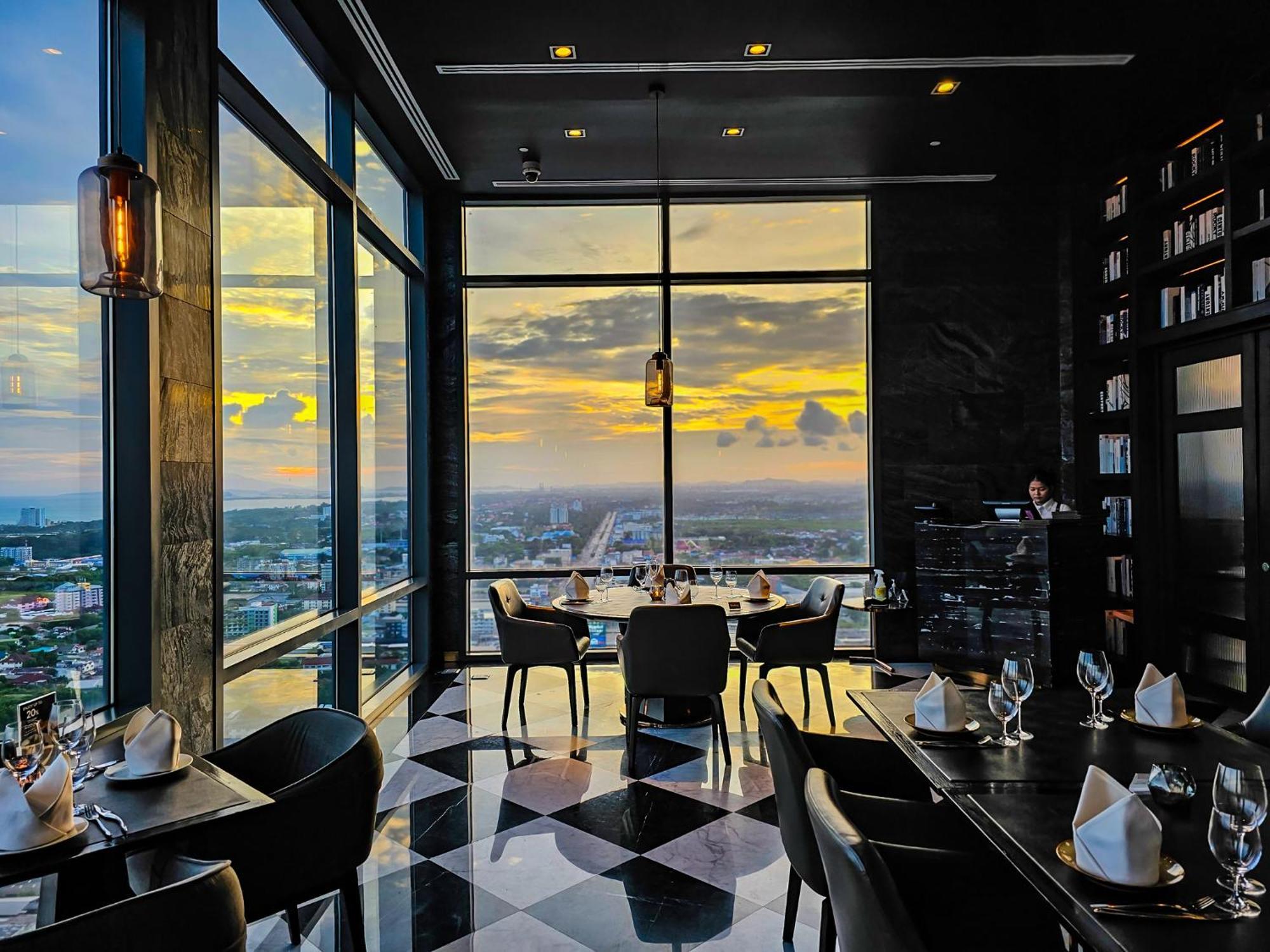 Holiday Inn & Suites Rayong City Centre By Ihg Eksteriør bilde