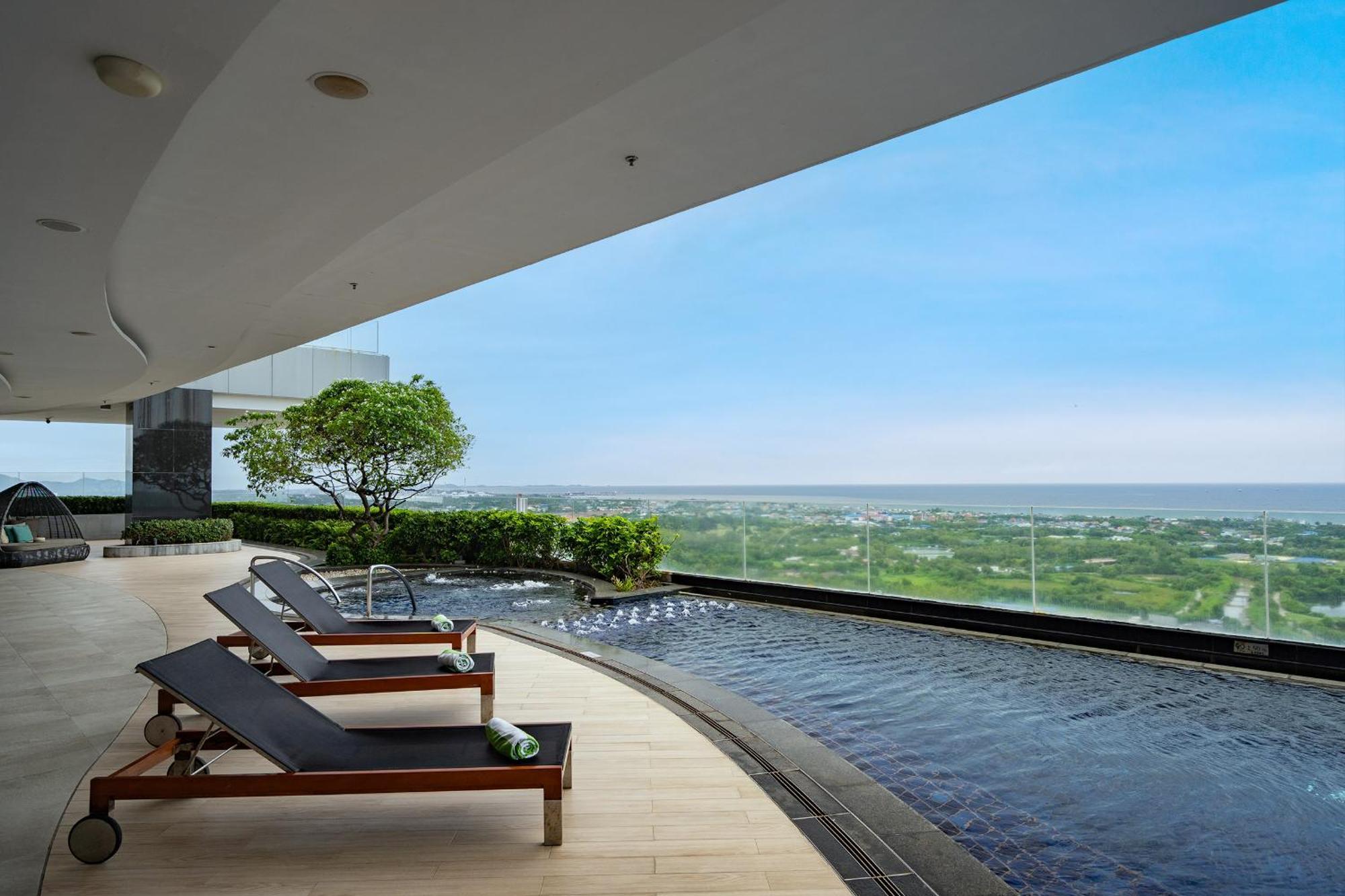 Holiday Inn & Suites Rayong City Centre By Ihg Eksteriør bilde