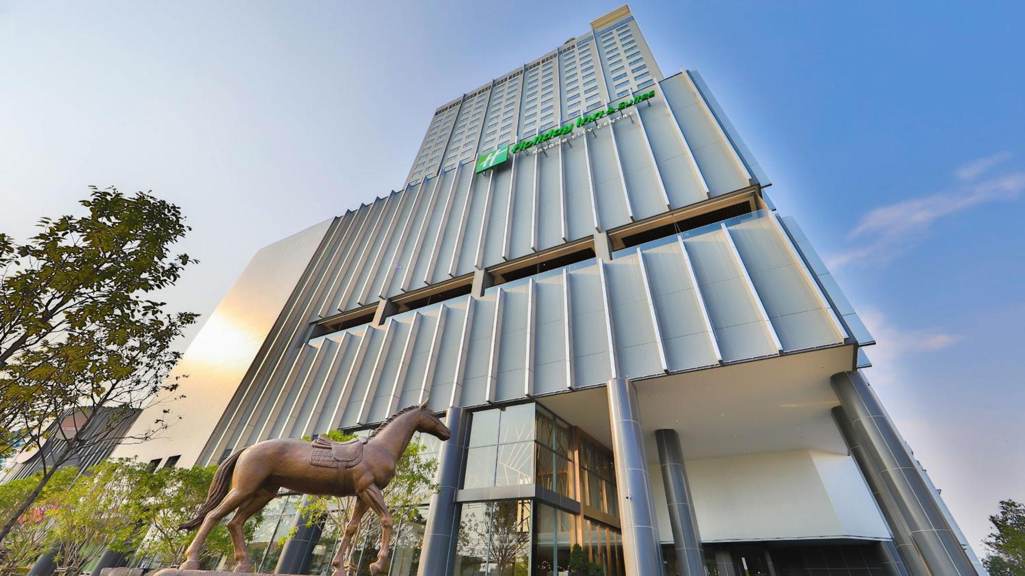 Holiday Inn & Suites Rayong City Centre By Ihg Eksteriør bilde