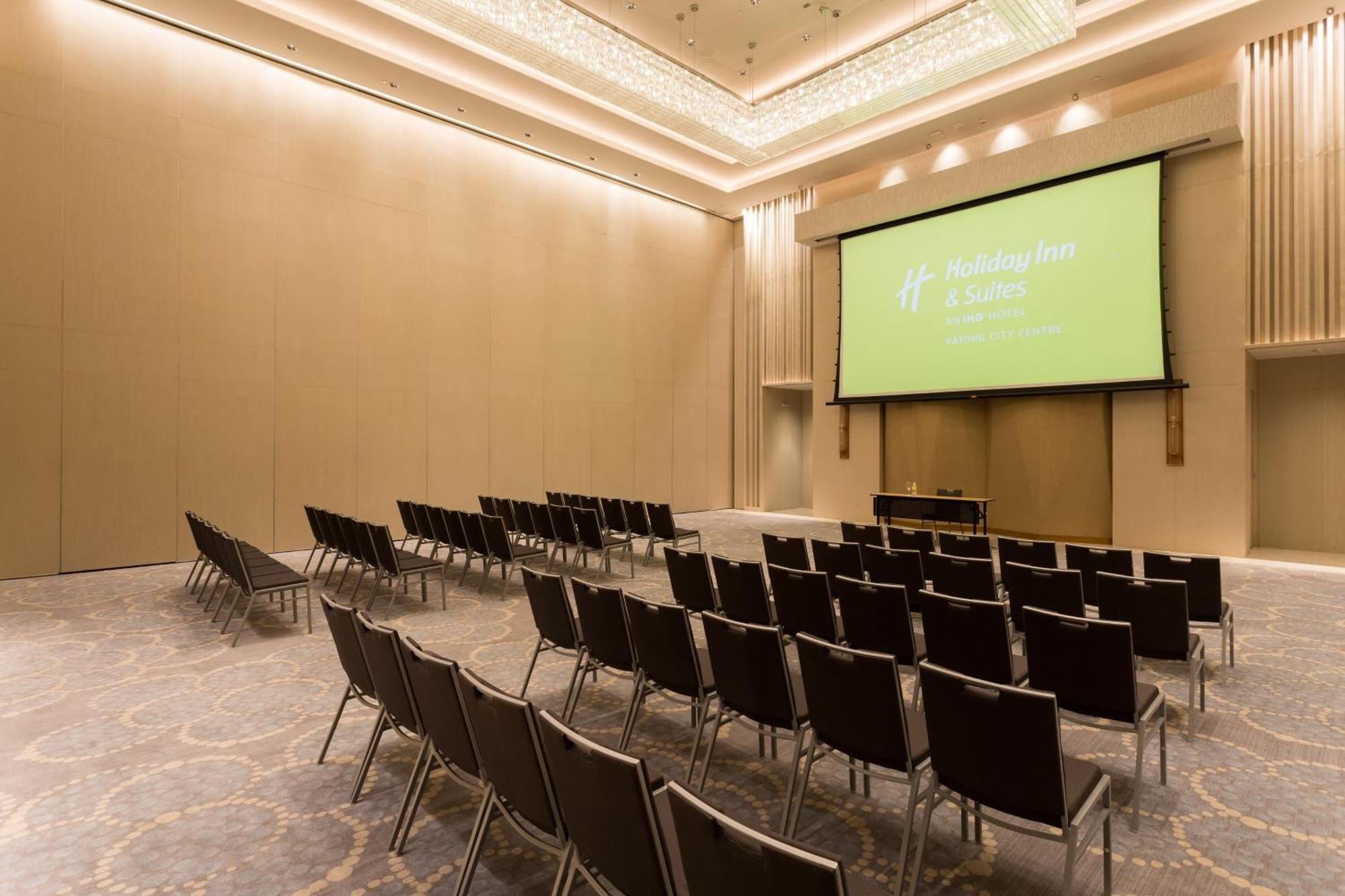 Holiday Inn & Suites Rayong City Centre By Ihg Eksteriør bilde
